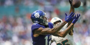 Brokers: Dolphins cope with Giants for retired TE Darren Waller