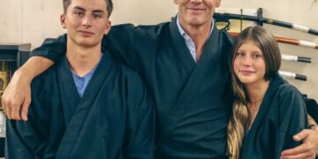 Tom Brady Particulars Japan Trip With Youngsters Benjamin, Vivian