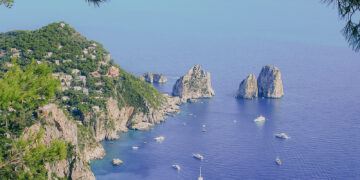 Capri With out The Crowds: 9 Finest Issues To Do In Capri When You Go to! – Hand Baggage Solely