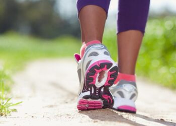 Learn how to Maximize the Well being Advantages of Strolling