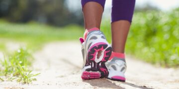 Learn how to Maximize the Well being Advantages of Strolling