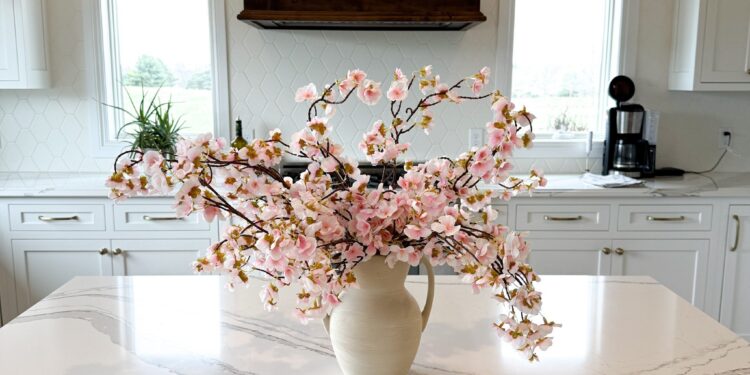 The Finest Amazon Dwelling Decor Finds