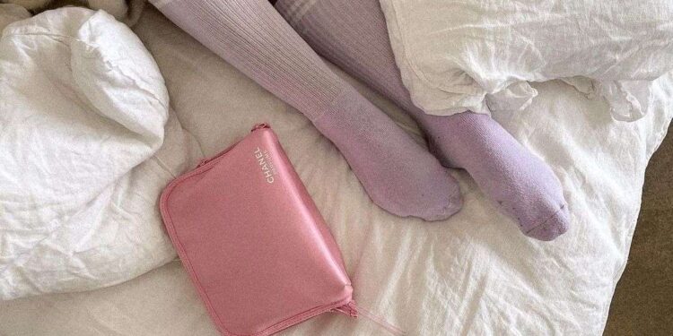 How To Debloat Puffy Legs For Sculpted, Horny Stems