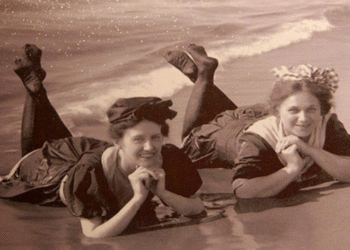 From Bustles to Bikinis: The Nice Beachwear Strip-Down