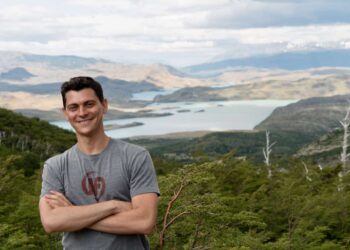 Find out how to Journey on a Price range in 2025