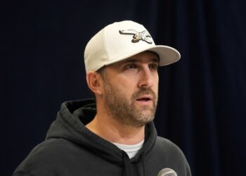Eagles’ Nick Sirianni rips Jalen Hurts narrative following Tremendous Bowl win