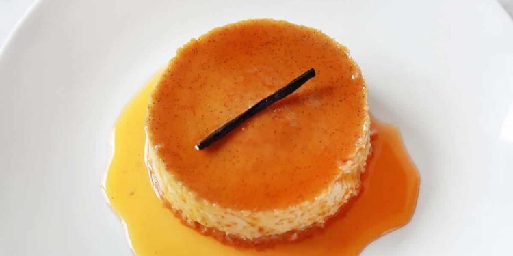 Flan – Simple 5 Ingredient Dessert