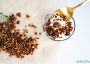 Do-it-yourself Chocolate Chunk Granola
