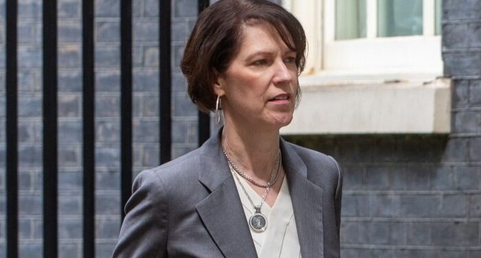 Guinness proprietor Diageo to interchange chief government Debra Crew