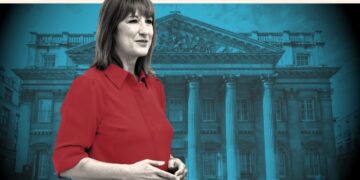 Reeves dials up threat in UK monetary companies as she seeks to spice up progress