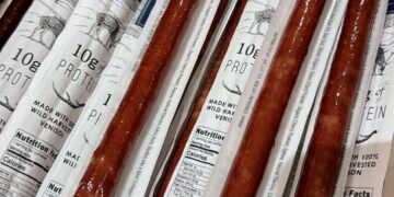 Paleovalley Beef Stick Evaluation + Our Favourite Clear Protein Snacks