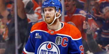 Oilers GM Stan Bowman provides huge Connor McDavid replace