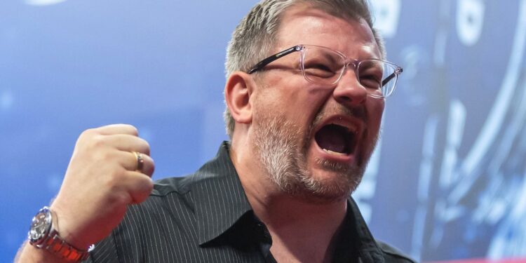 World Matchplay 2025: James Wade beats Gian van Veen as Jonny Clayton powers previous Stephen Bunting to arrange semi-final showdown | Darts Information