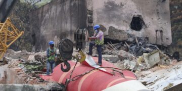 Air India Boeing 787 crash report says gasoline switches reduce off : NPR