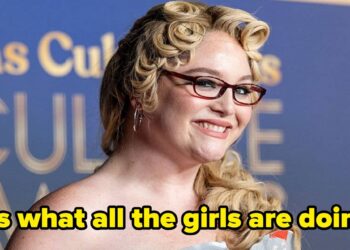 Meg Stalter’s Weight loss plan Coke Gown Is A Should-See