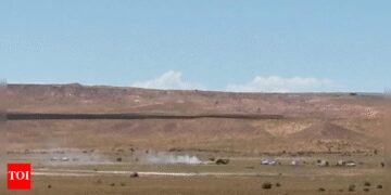 Airplane crash: 4 individuals killed in medical aircraft crash in Arizona; personnel had been en path to pickup affected person