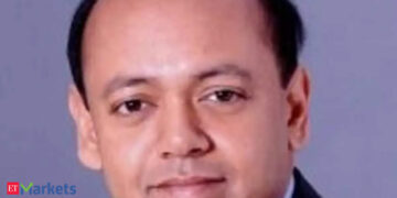 Manishi Raychaudhuri favors excessive dividend yield performs as protected havens amid market turbulence