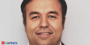 Proper time to take revenue off the desk in pharma; defence a structural purchase: Rajiv Batra