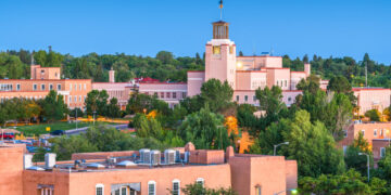 10 Low cost, Stunning Locations To Retire