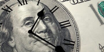 Does Timing the Market Really Work? Charles Schwab Weighs In