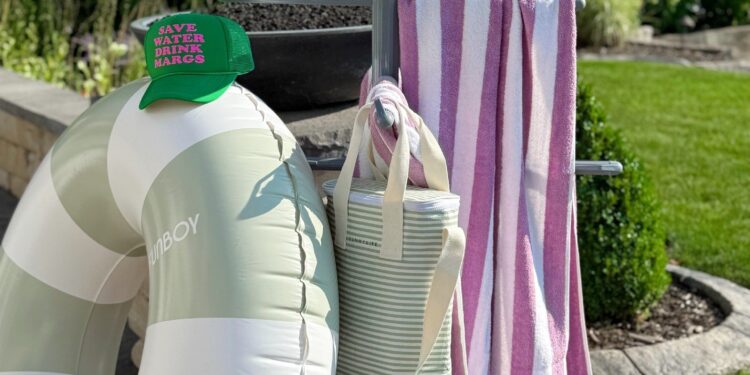 The Newest Amazon Haul – Dwelling in Yellow