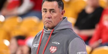 Dragons make shock contract name on Flanagan