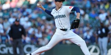Kirby shines as Mariners beat Orioles for eighth straight victory
