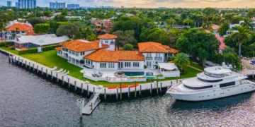 Flip Your Particular Moments Into Unforgettable Experiences: Miami’s Most Gorgeous Luxurious Villas