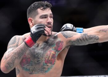 Dolidze, Hernandez kick off large month for middleweights at UFC Battle Evening