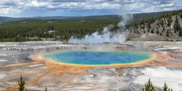 AI Simply Found 1000’s Of Undetected Earthquakes Beneath Yellowstone