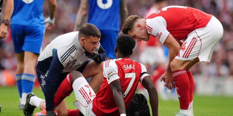 Arsenal accidents: Bukayo Saka and Martin Odegaard taken off towards Leeds with Liverpool showdown subsequent weekend | Soccer Information