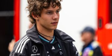 Kimi Antonelli: Mercedes boss Toto Wolff defends F1 rookie after Dutch GP troubles and Charles Leclerc collision | F1 Information