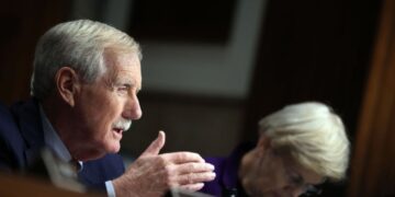 Senators introduce decision supporting U.S. Preventive Providers Process Pressure : Photographs