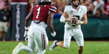 No. 11 South Carolina’s QB harm in upset loss to Vandy