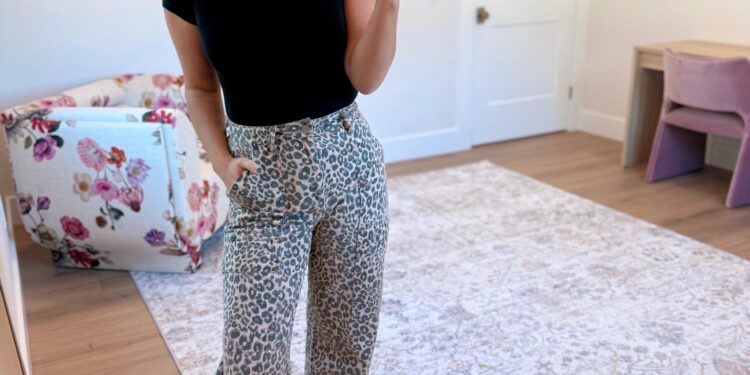 15+ Methods to Put on The Animal Print Development