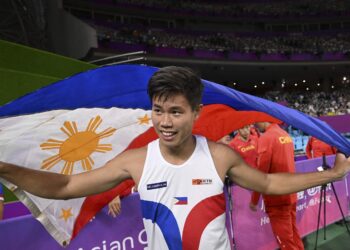 EJ Obiena leads 9-man discipline sans Duplantis at PH pole vault meet