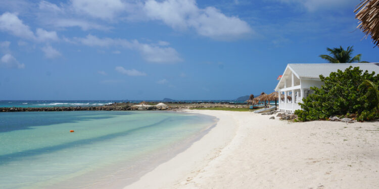 Discovering Your Good Caribbean Island for a Peaceable Weekend Journey