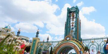 Man Dies After Using Curler Coaster At New Park