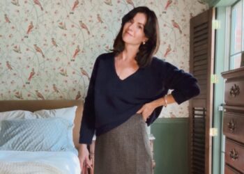 3 Easy Methods to Make Your Fall Wardrobe Really feel Contemporary | Wit & Delight