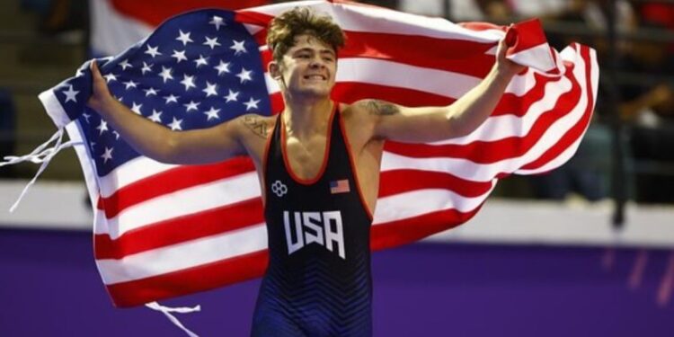 Bo Bassett hypes Memorial Stadium ambiance with 4-word message throughout Nebraska-Akron recreation after Iowa decommitment