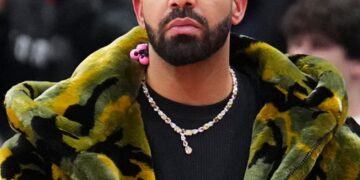 Drake on Plastic Surgical procedure Abs Rumors, BBL 