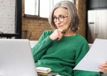 I Have $640k in a 401(ok). How Can I Decrease Taxes When Changing to a Roth IRA?