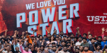 Pawan Kalyan Poses With Ustaad Bhagat Singh Staff on The Final Day of Shoot