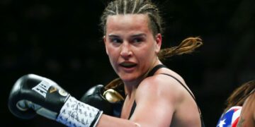 Chantelle Cameron should defend new world title towards Sandy Ryan as Katie Taylor steps again | Boxing Information