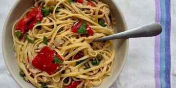 A Basic Pantry Pasta for Again-to-Faculty Season
