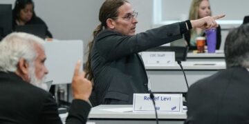 CDC’s vaccine advisers add COVID vaccine guidelines in contentious assembly : Pictures