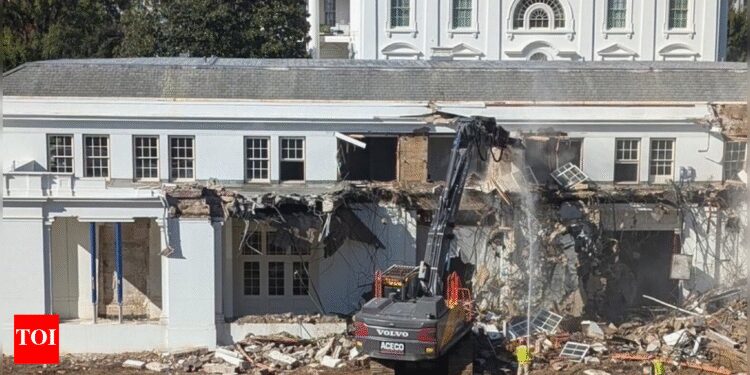 White Home East Wing demolition begins as Donald Trump builds first ever presidential ballroom | World Information