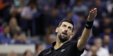 Novak Djokovic advances in pursuit of fifth Shanghai title