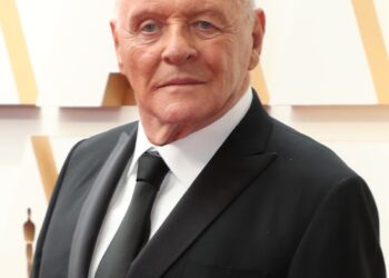 Anthony Hopkins on Alcoholism, Sobriety