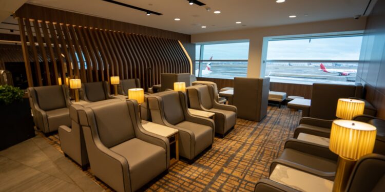 Amex Canada to Restrict Lounge Entry for Platinum Cardholders Beginning 2027